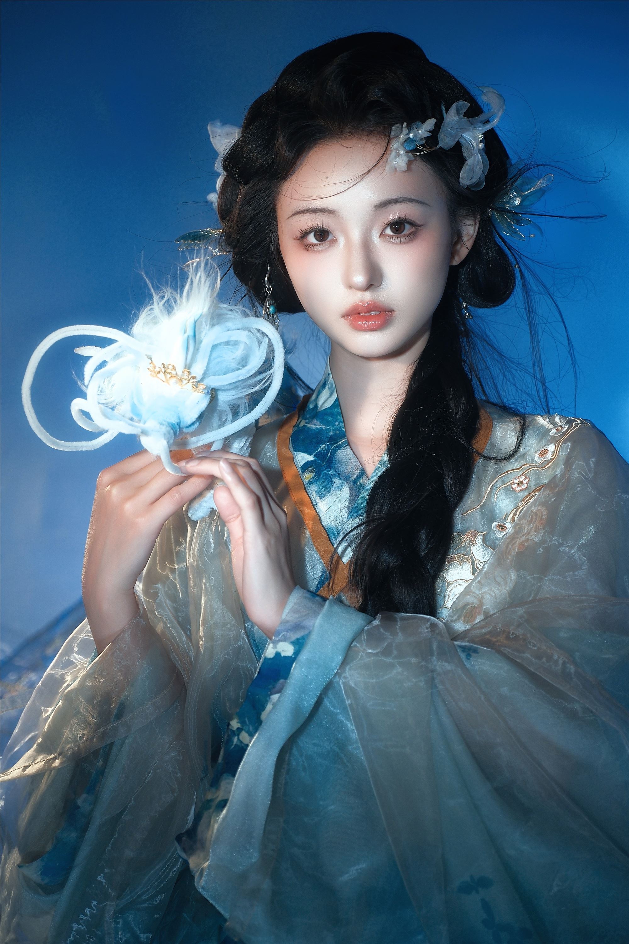 YITUYU艺图语 2025.01.02 蓝龙 小羊爱干饭